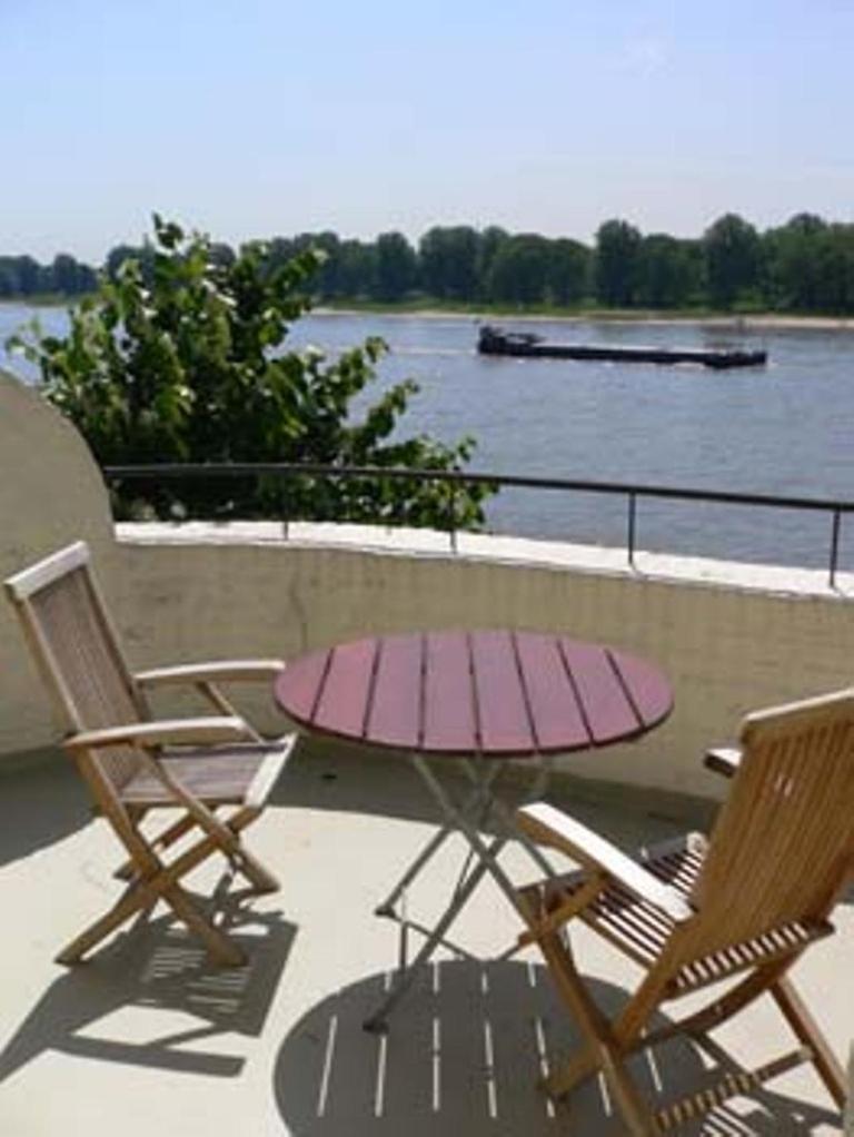 Schnellenburg Hotell Düsseldorf Exteriör bild
